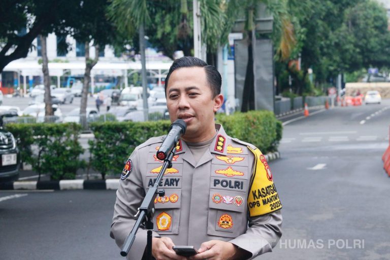 Kasus Penggelapan Dana Rp 6,9 M Libatkan Suami BCL serta Anggota TNI-Polri Terseret Judi Online, Polisi Amankan Dokumen Perusahaan